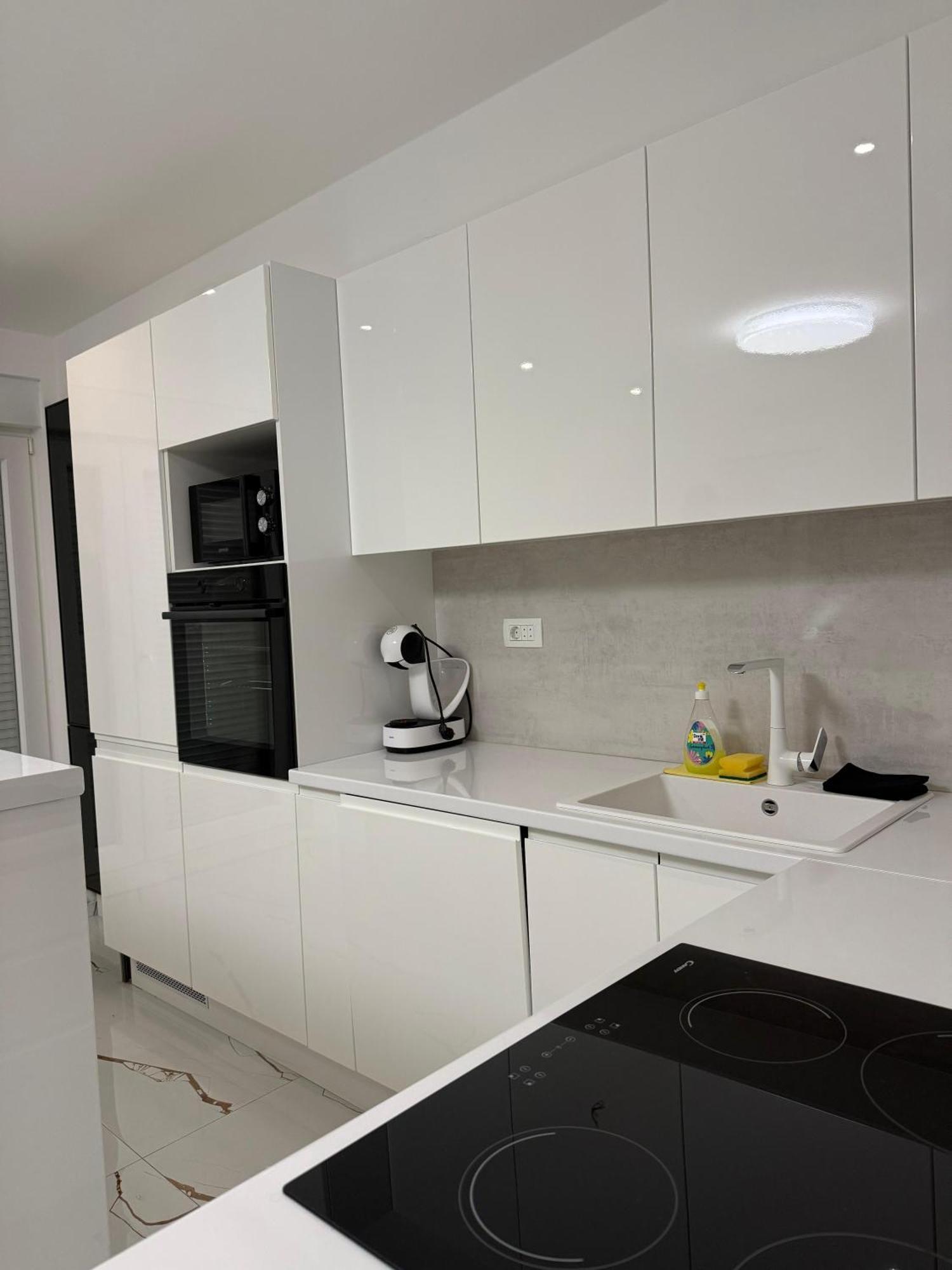 Apartman Luxury Oasis With Private Pool & Parking *