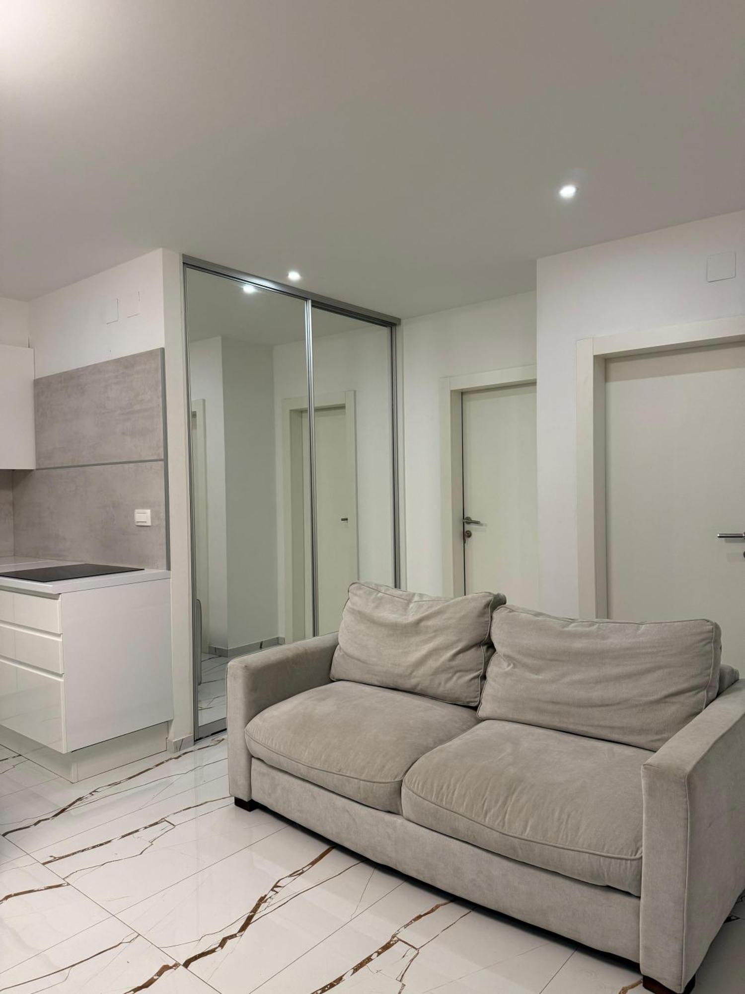 Apartman Luxury Oasis With Private Pool & Parking Split